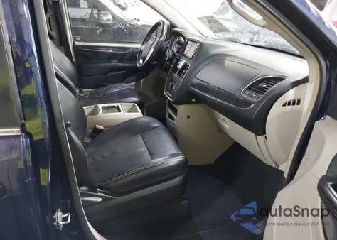 2015 Chrysler Town & Country Touring from USA, damaged, VIN 2C4RC1BG8FR608555